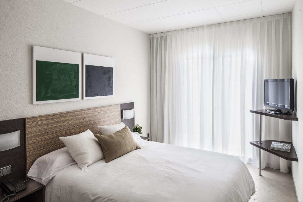 Iberia Sports Training Camps_Lloret de Mar_Agua Hotel Bertran_18_junior-suite