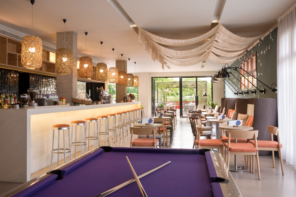 Iberia Sports Training Camps_Lloret de Mar_Agua Hotel Bertran_28_bar