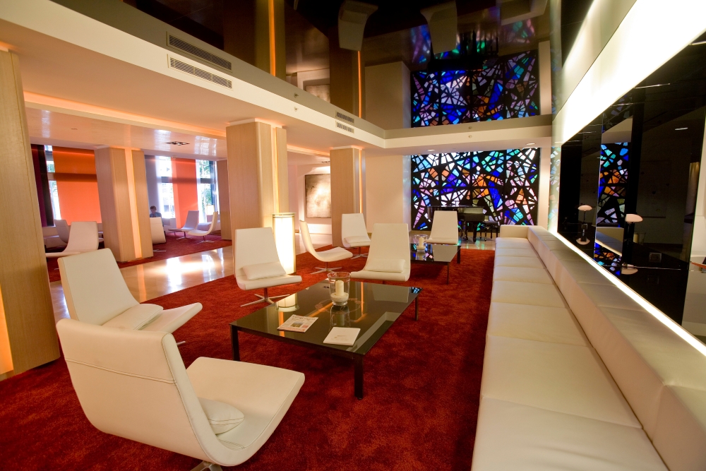 Iberia Sports Trainingscamps_Madrid_Ayre Gran Hotel Colon_Lobby_HR