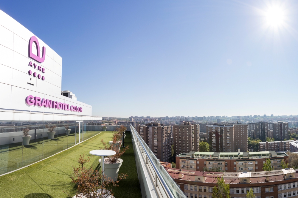 Iberia Sports Trainingscamps_Madrid_Ayre Gran Hotel Colon_Rooftop Terrace_HR
